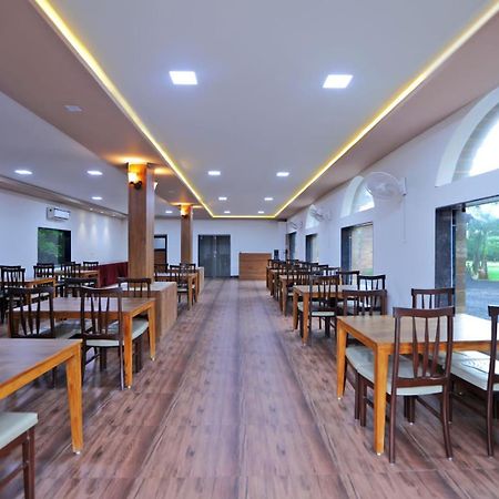 Gir Night Resort Sasan Gir Exteriör bild