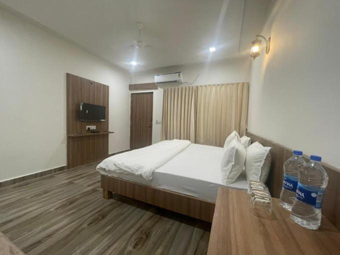 Gir Night Resort Sasan Gir Exteriör bild